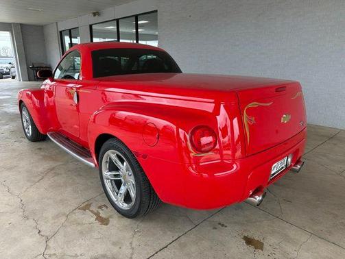 Redline Red 2003 Chevrolet SSR LS