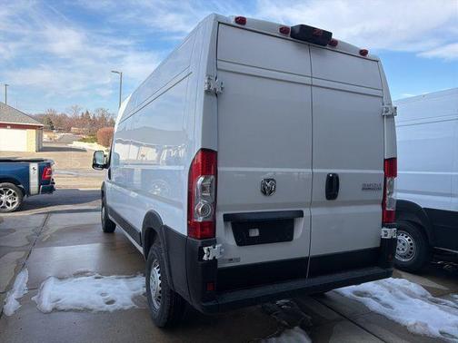Bright White Clearcoat 2026 RAM ProMaster 2500 Tradesman