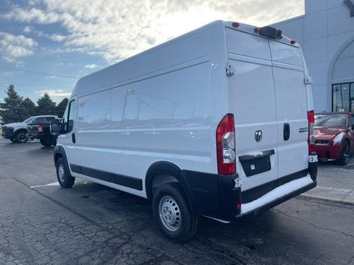 Bright White Clearcoat 2026 RAM ProMaster 2500 High Roof