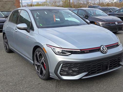 2026 Volkswagen Golf GTI SE