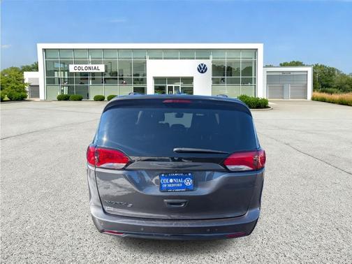 2018 Chrysler Pacifica Touring-L Plus