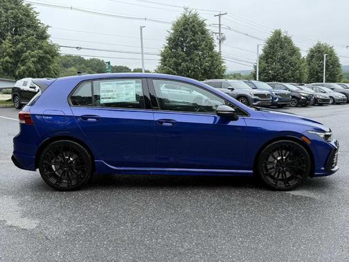 2025 Volkswagen Golf R 2.0T Black Edition