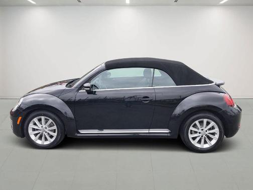2019 Volkswagen Beetle 2.0T SE