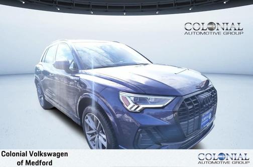 2024 Audi Q3 45 S line Premium