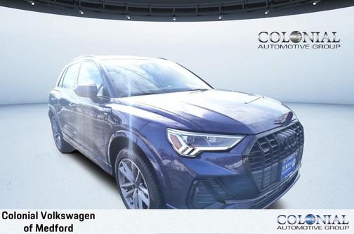 2024 Audi Q3 45 S line Premium