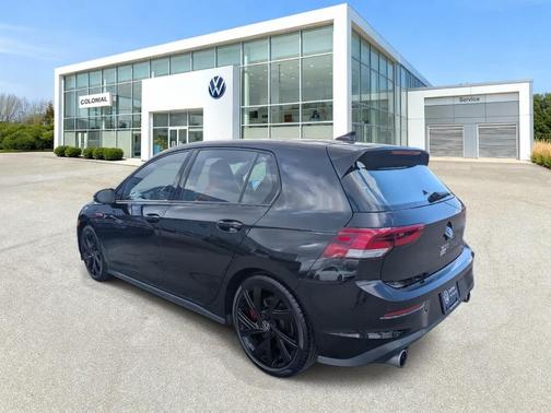 2022 Volkswagen Golf GTI 2.0T SE