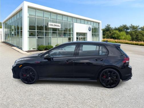 2022 Volkswagen Golf GTI 2.0T SE