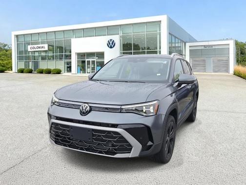 Platinum Gray Metallic 2025 Volkswagen Taos 1.5T SEL