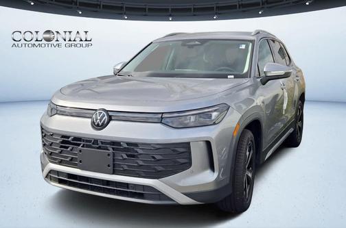 2025 Volkswagen Tiguan 2.0T SE