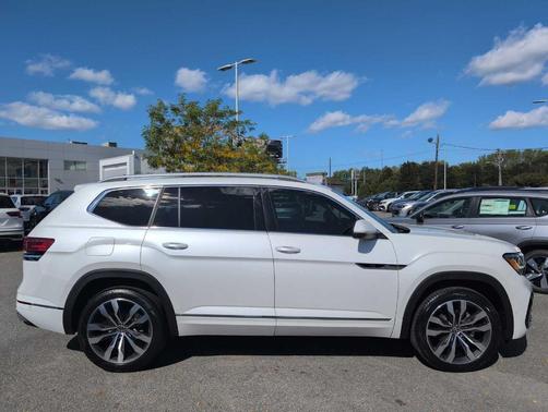 2023 Volkswagen Atlas 3.6L SEL Premium R-Line