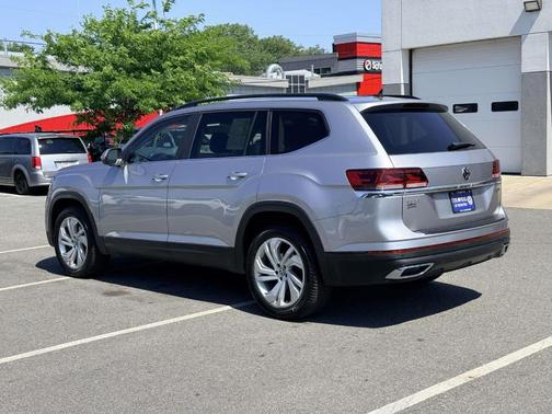 Pyrite Silver Metallic 2021 Volkswagen Atlas 3.6 V6 SE w/ Technology