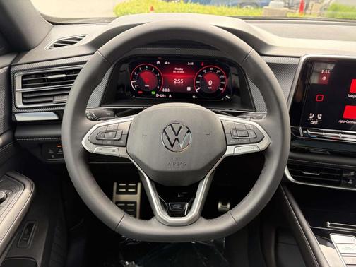 Opal White Pearl 2026 Volkswagen Atlas Cross Sport 2.0T SEL Premium R-Line