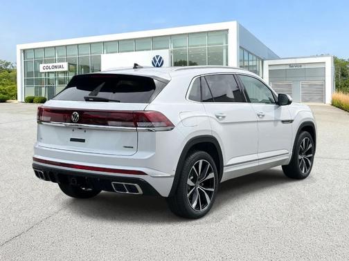 Opal White Pearl 2026 Volkswagen Atlas Cross Sport 2.0T SEL Premium R-Line