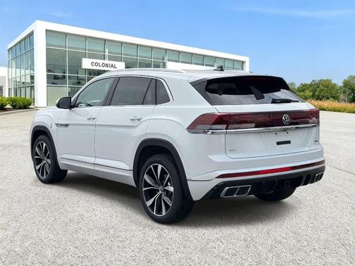Opal White Pearl 2026 Volkswagen Atlas Cross Sport 2.0T SEL Premium R-Line