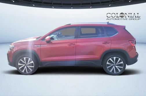 2024 Volkswagen Taos 1.5T SE