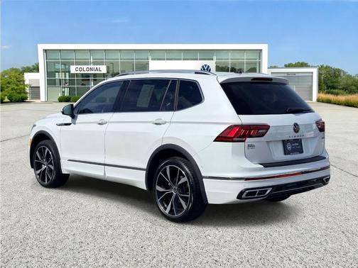 Opal White Pearl Effect 2023 Volkswagen Tiguan 2.0T SEL R-Line