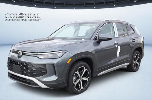 2025 Volkswagen Tiguan 2.0T SE