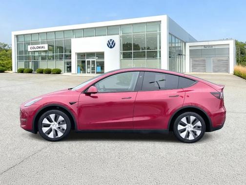 2023 Tesla Model Y Long Range