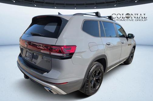2024 Volkswagen Atlas 2.0T Peak Edition SE w/Technology