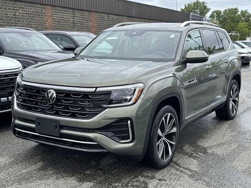 2025 Volkswagen Atlas 2.0T SEL Premium R-Line