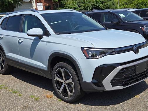 2025 Volkswagen Taos 1.5T SEL