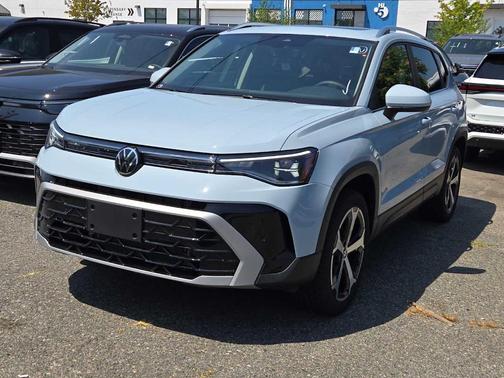 2025 Volkswagen Taos 1.5T SEL