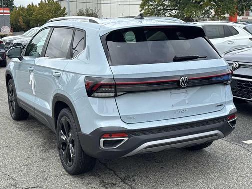 2025 Volkswagen Taos 1.5T SEL