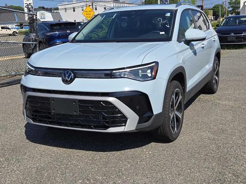 2025 Volkswagen Taos 1.5T SEL