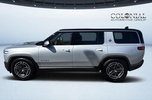 2025 Rivian R1S Adventure
