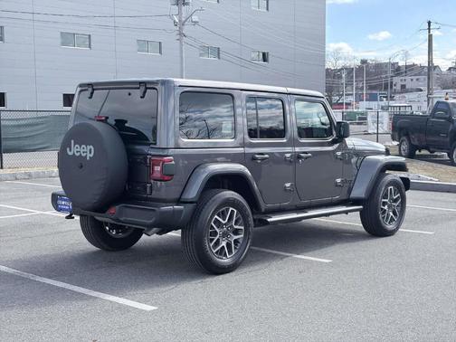 2025 Jeep Wrangler Sahara