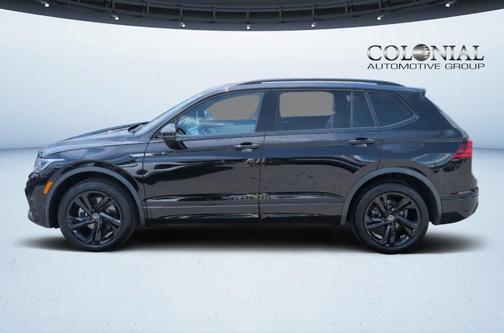 2024 Volkswagen Tiguan 2.0T SE R-Line Black