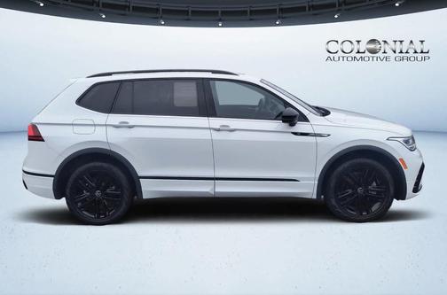 2022 Volkswagen Tiguan 2.0T SE R-Line Black