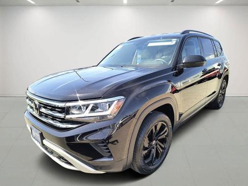 2023 Volkswagen Atlas 2.0T SE