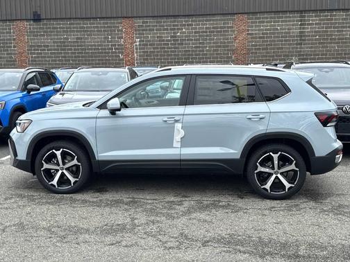 2025 Volkswagen Taos 1.5T SEL