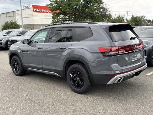 2025 Volkswagen Atlas 2.0T Peak Edition