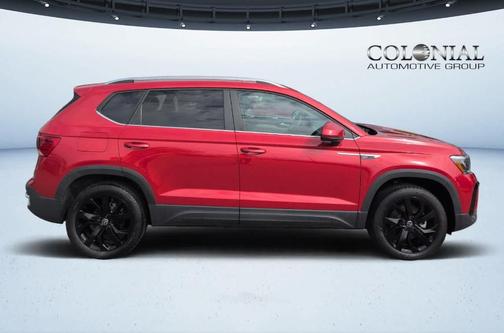 2024 Volkswagen Taos 1.5T SE