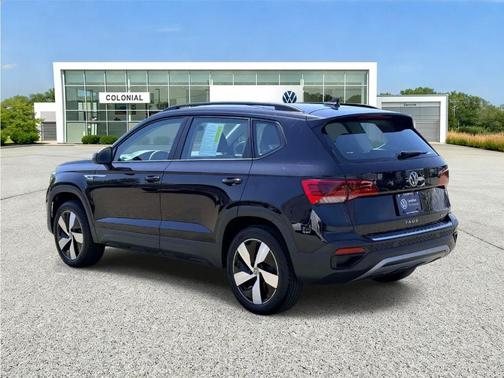 Deep Black Pearl Effect 2023 Volkswagen Taos 1.5T S