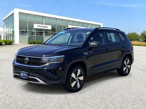 Deep Black Pearl Effect 2023 Volkswagen Taos 1.5T S