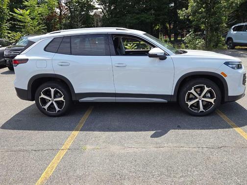 2025 Volkswagen Tiguan 2.0T SE