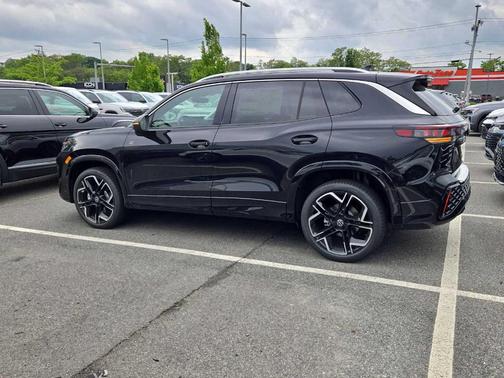 2025 Volkswagen Tiguan 2.0T SEL R-Line