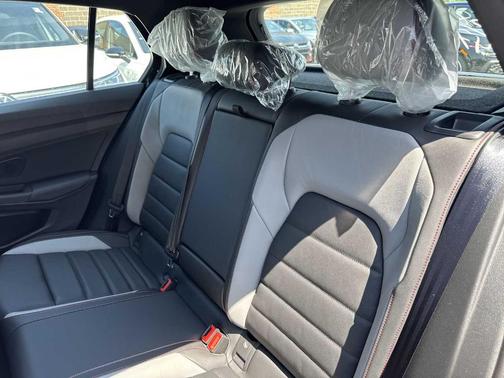 2025 Volkswagen Golf GTI 2.0T SE