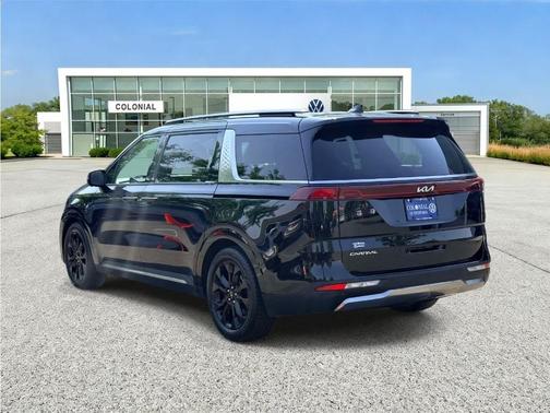 Aurora Black Pearl 2024 Kia Carnival SX Prestige
