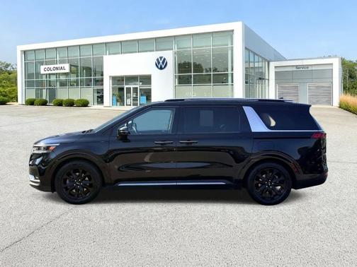 Aurora Black Pearl 2024 Kia Carnival SX Prestige