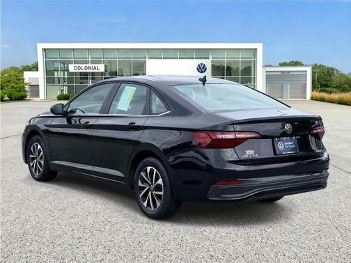 Deep Black Pearl Effect 2023 Volkswagen Jetta 1.5T S