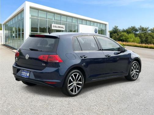 Night Blue Metallic 2015 Volkswagen Golf Auto TSI SE
