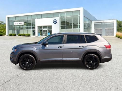 Platinum Gray Metallic 2019 Volkswagen Atlas 3.6L SEL