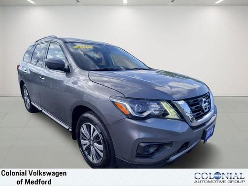 2019 Nissan Pathfinder S