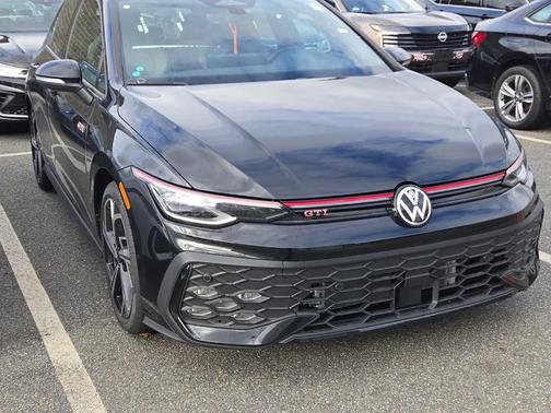 2026 Volkswagen Golf GTI SE