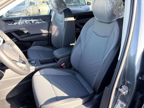 Platinum Gray Metallic 2026 Volkswagen Tiguan 2.0T SE