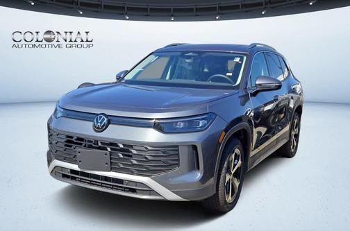 2025 Volkswagen Tiguan 2.0T SE